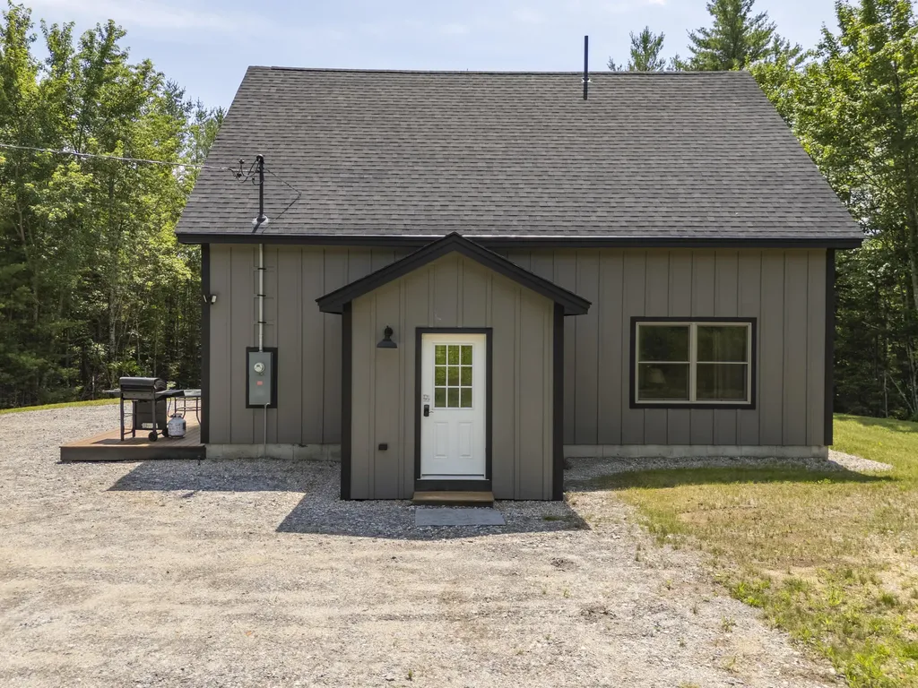 1 Stearns Hill Hanover ME 04237