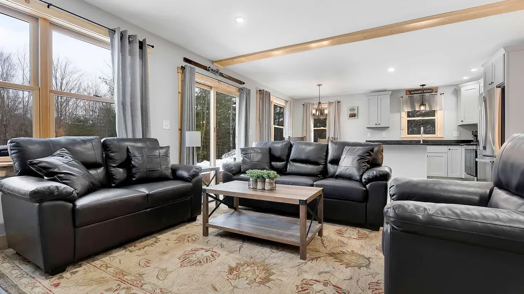 1 Stearns Hill Hanover ME 04237