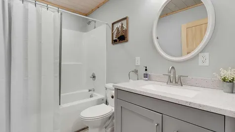 1 Stearns Hill Hanover ME 04237