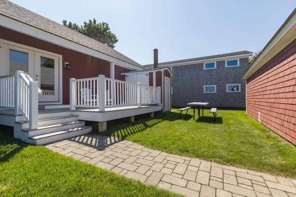 168 Ocean Avenue Wells ME 04090