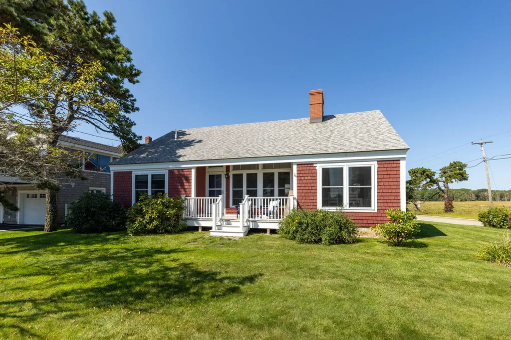 168 Ocean Avenue Wells ME 04090