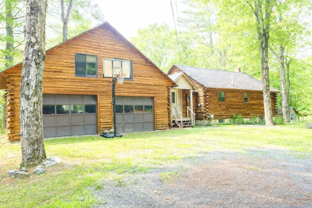 435 Dunn Road Belgrade ME 04917
