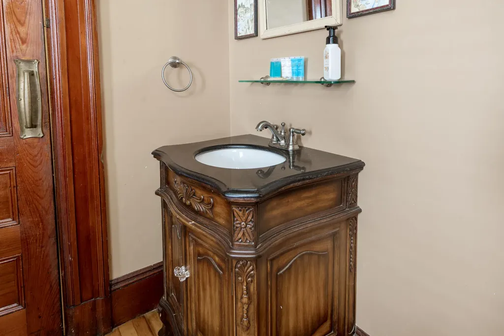 18 Hudson Street Bangor ME 04401