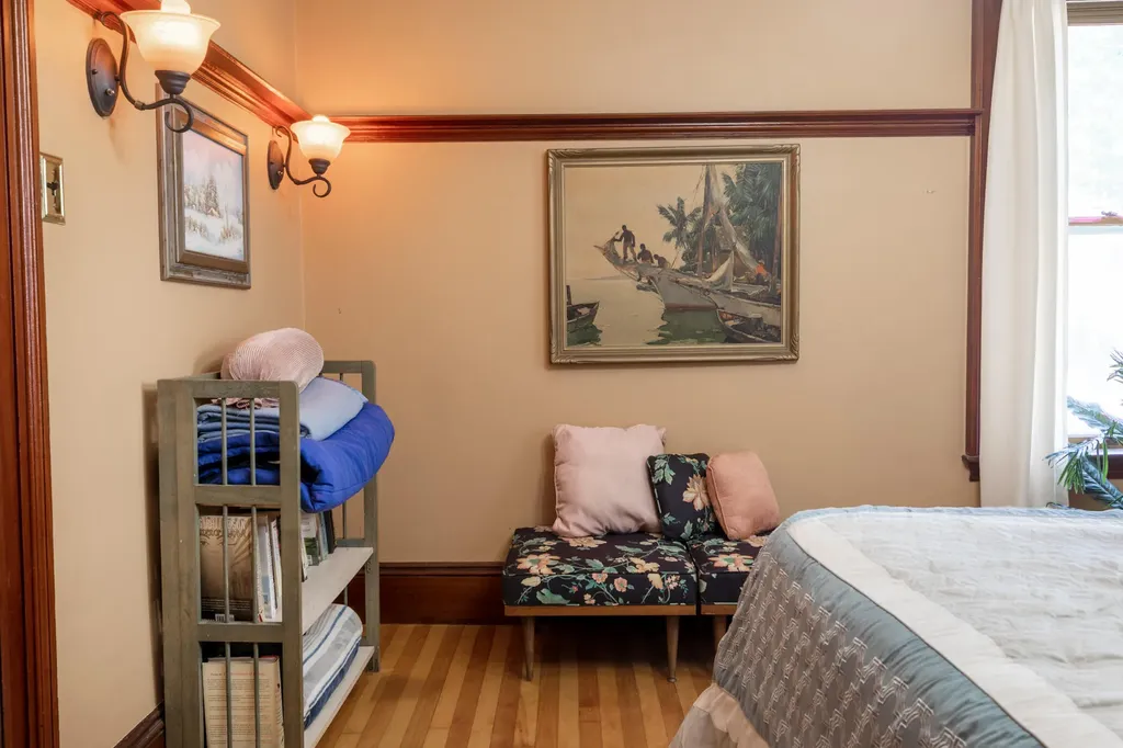 18 Hudson Street Bangor ME 04401