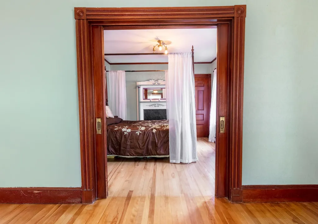 18 Hudson Street Bangor ME 04401