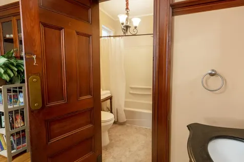 18 Hudson Street Bangor ME 04401
