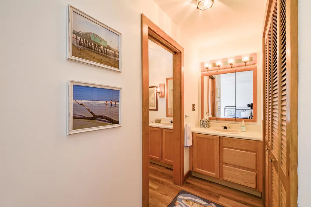 25 Acadia Drive Rockland ME 04841