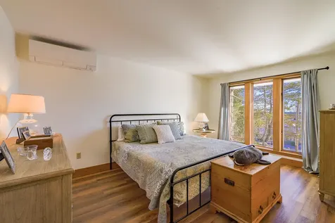 25 Acadia Drive Rockland ME 04841