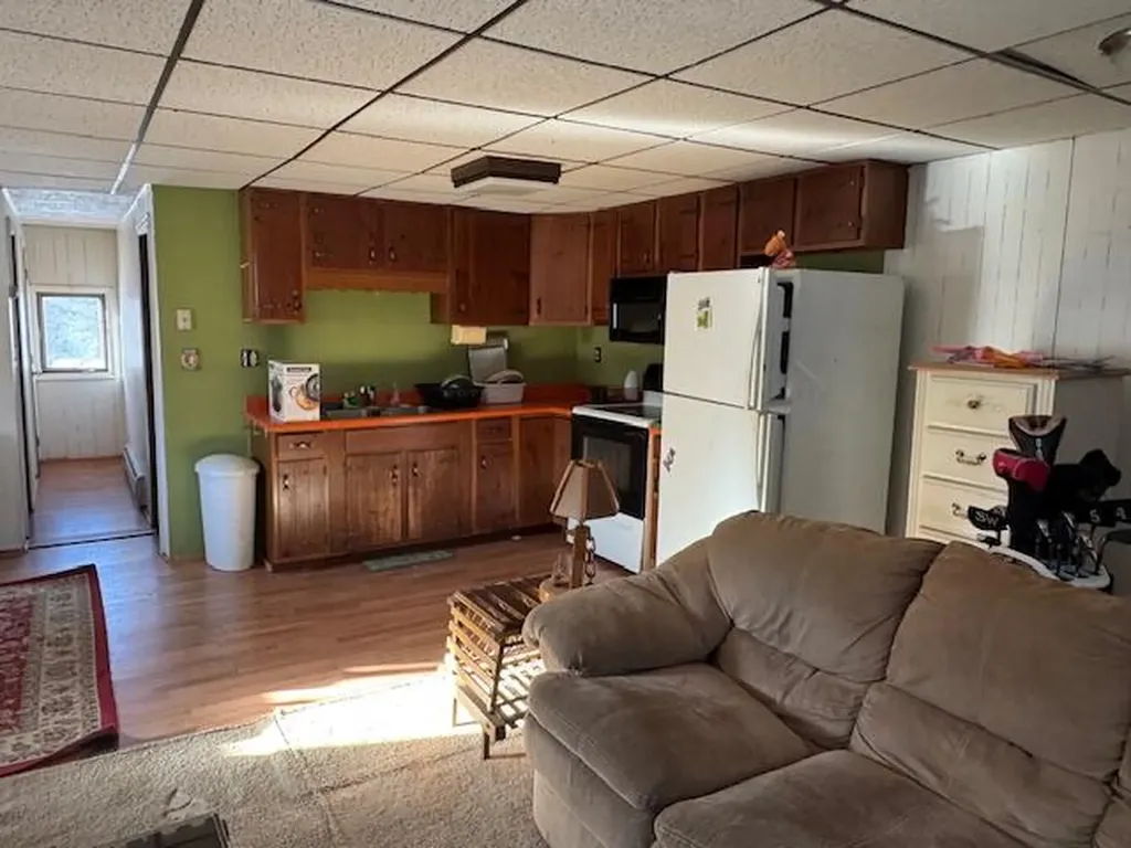 296 Laing Hill Road Palmyra ME 04965