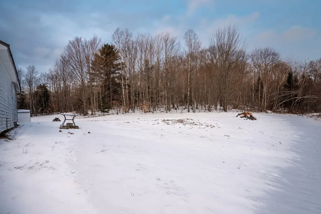 951 Moosehead Trail Dixmont ME 04932
