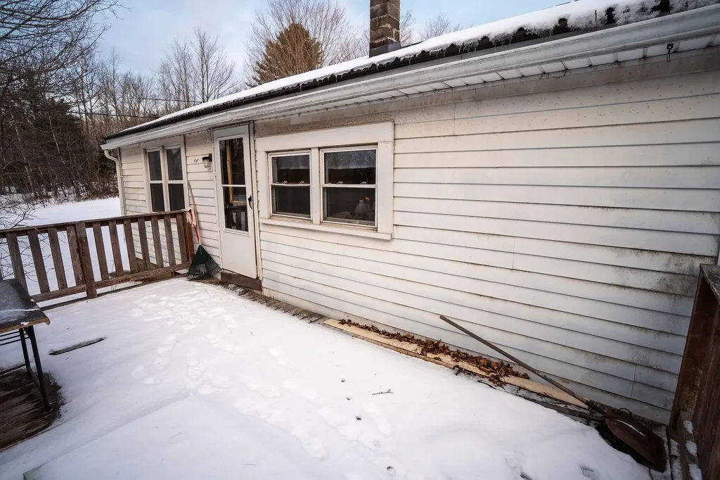951 Moosehead Trail Dixmont ME 04932