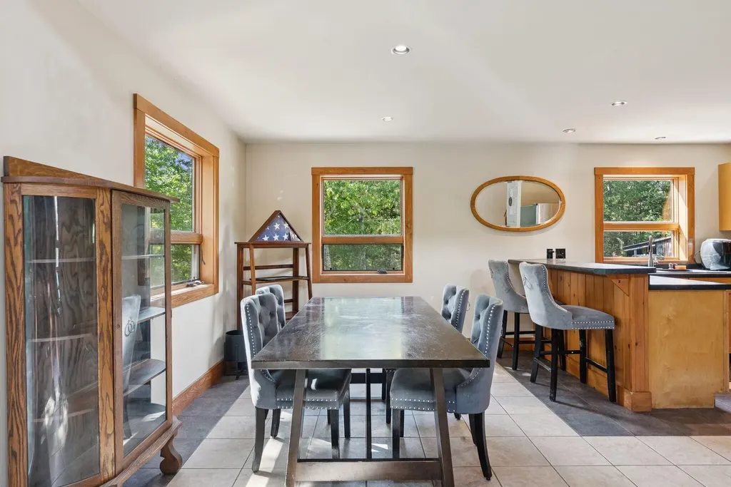 29 Punkin Hill Road South Thomaston ME 04858