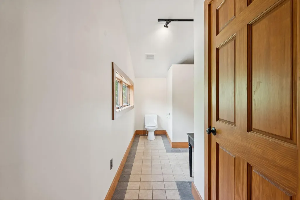 29 Punkin Hill Road South Thomaston ME 04858