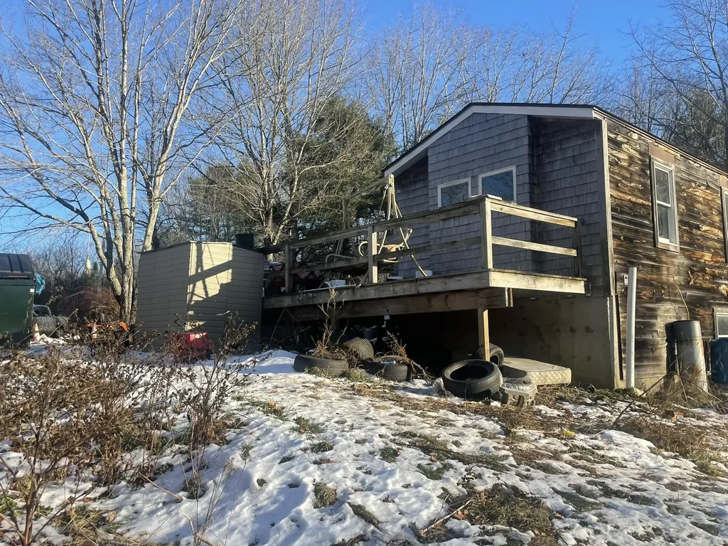 38 Jasmine Lane Union ME 04862