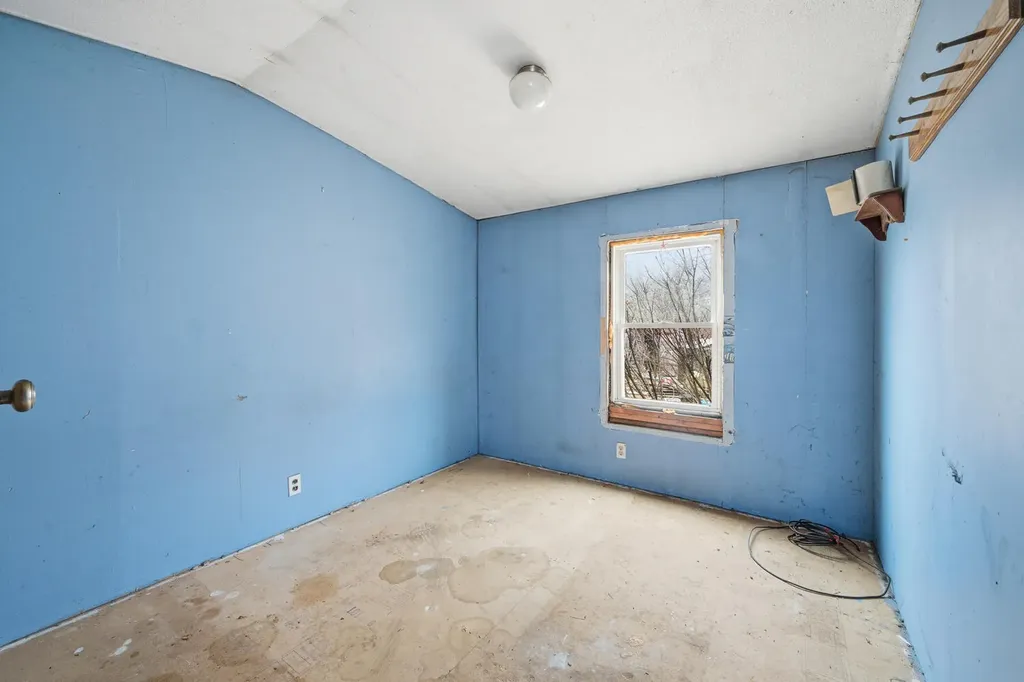 38 Jasmine Lane Union ME 04862