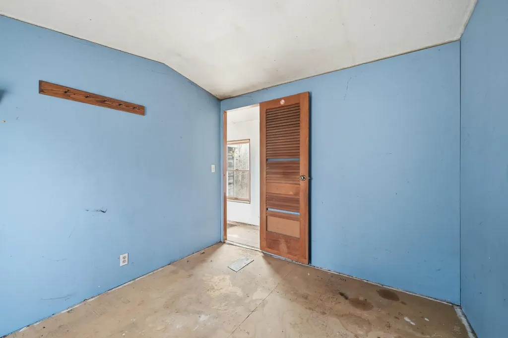 38 Jasmine Lane Union ME 04862