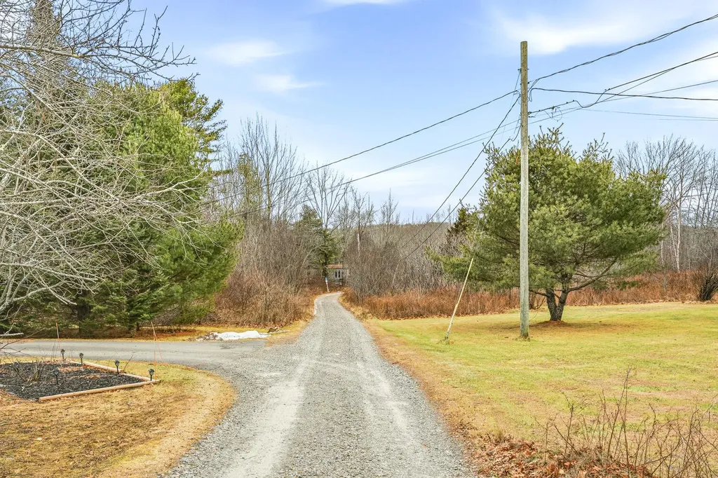 38 Jasmine Lane Union ME 04862