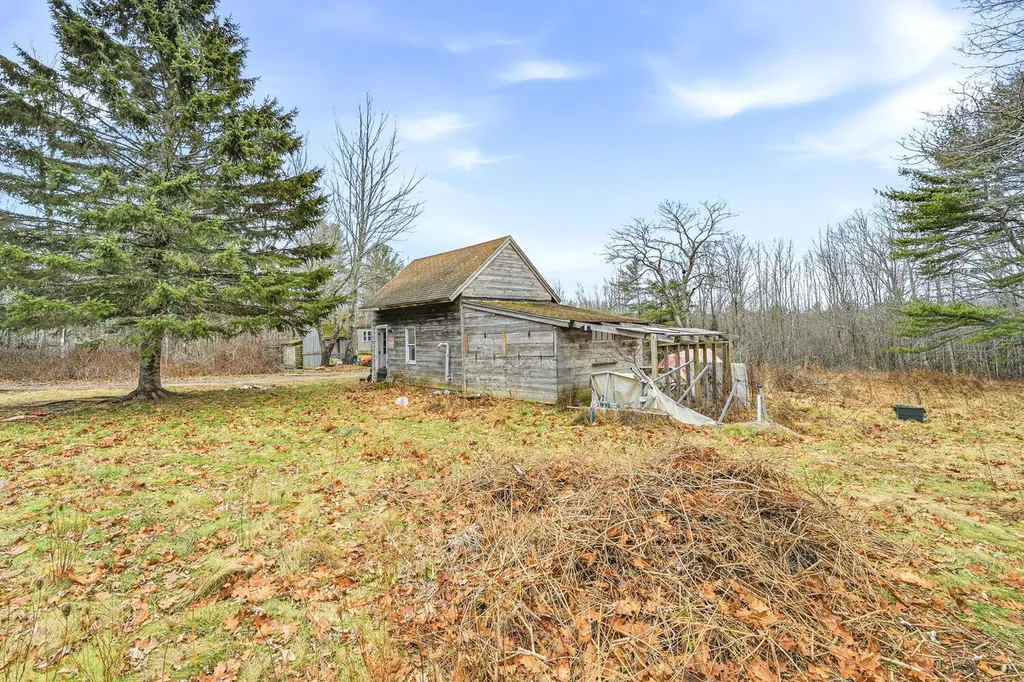 38 Jasmine Lane Union ME 04862