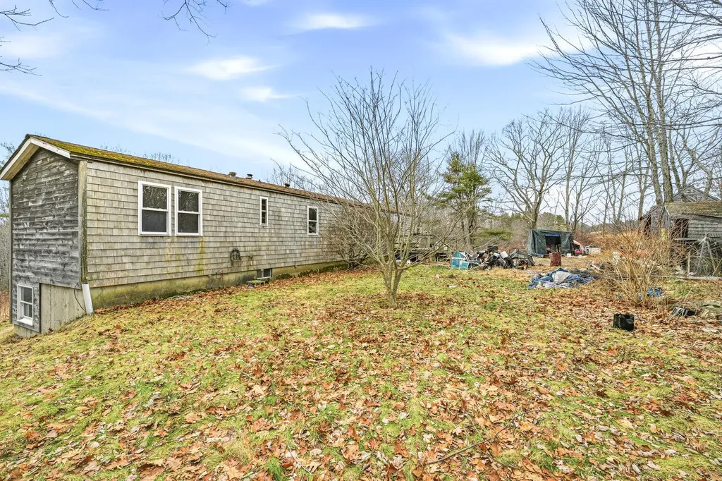 38 Jasmine Lane Union ME 04862