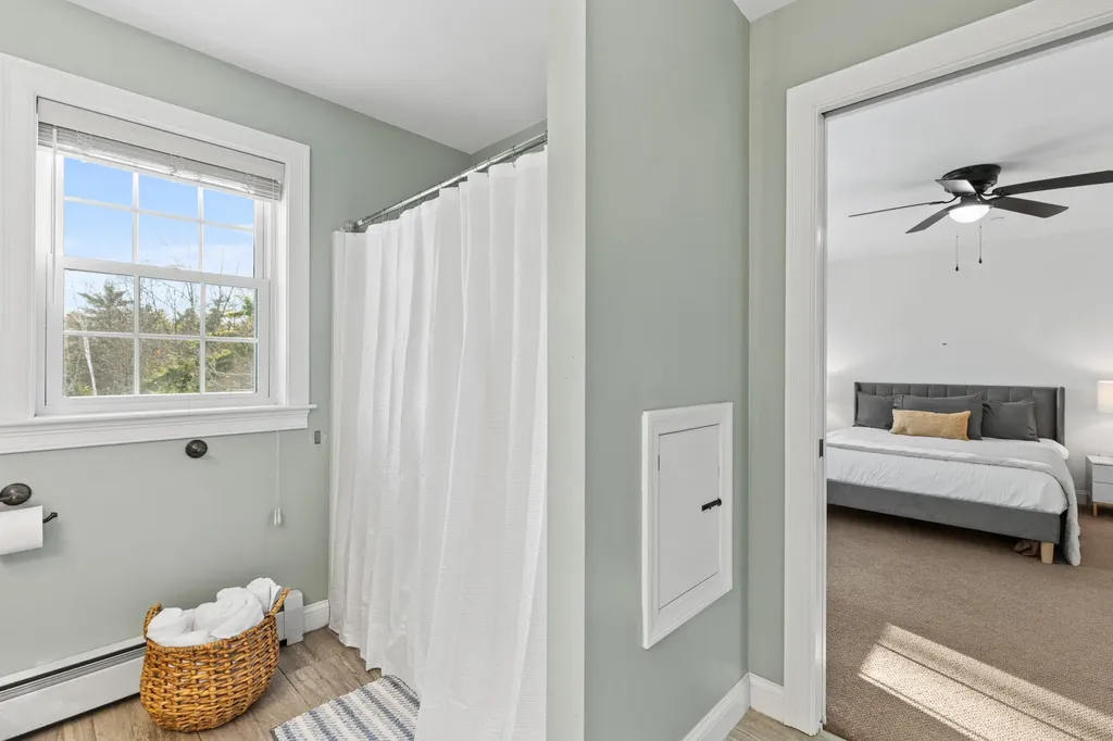 58 Hardy Road Falmouth ME 04105
