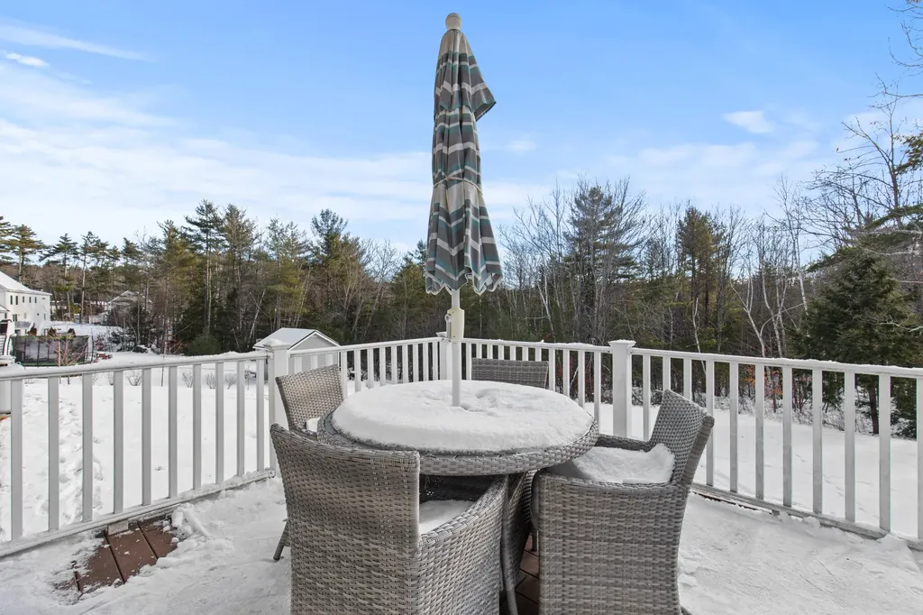 58 Hardy Road Falmouth ME 04105