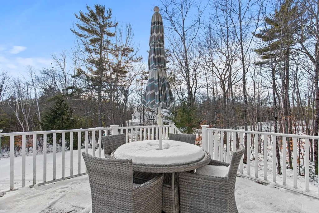 58 Hardy Road Falmouth ME 04105