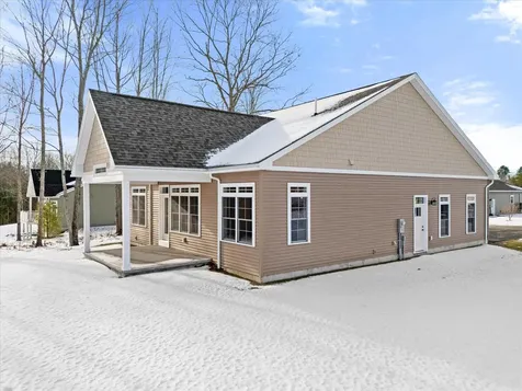 7 Donegal Drive Veazie ME 04401