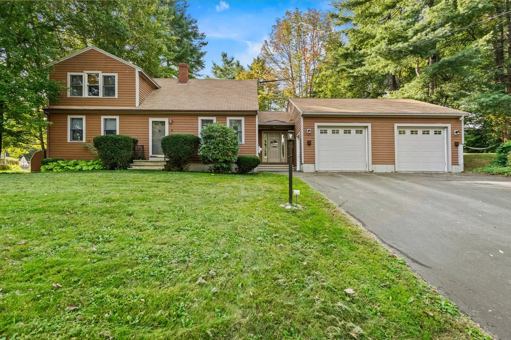 5 Crestwood Drive Westbrook ME 04092