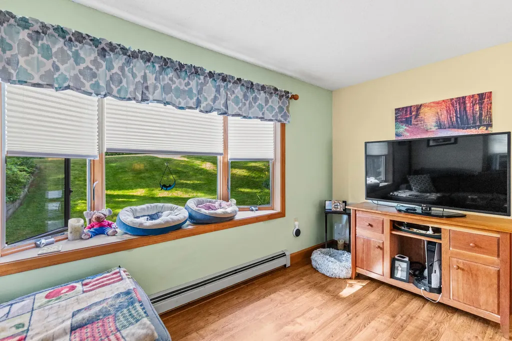 5 Crestwood Drive Westbrook ME 04092