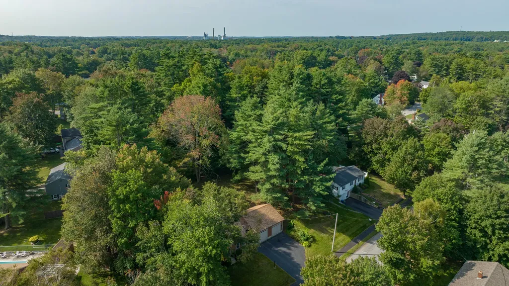 5 Crestwood Drive Westbrook ME 04092
