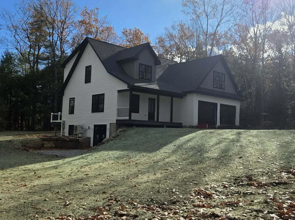65 Autumn Ridge Sabattus ME 04280