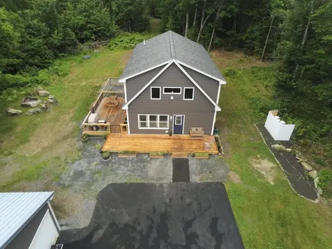 1083 North Road Newburgh ME 04444