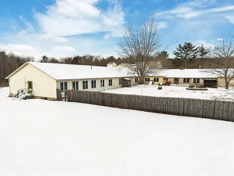 457 Old Lewiston Road Winthrop ME 04364