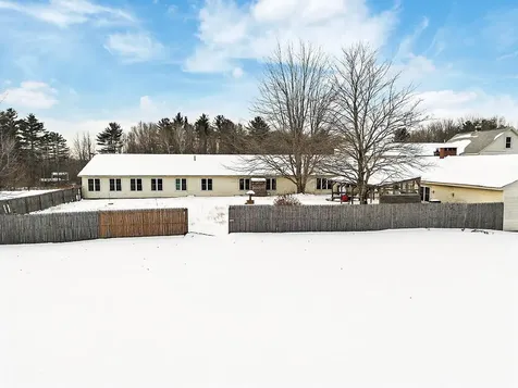 457 Old Lewiston Road Winthrop ME 04364