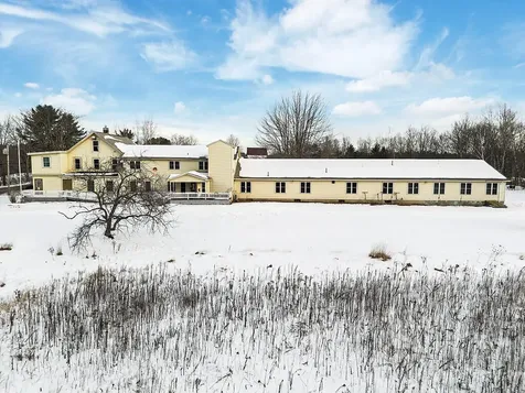 457 Old Lewiston Road Winthrop ME 04364