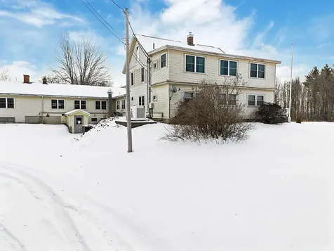 457 Old Lewiston Road Winthrop ME 04364