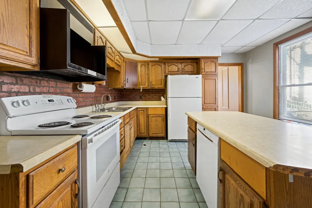113 Lincoln Street Bangor ME 04401