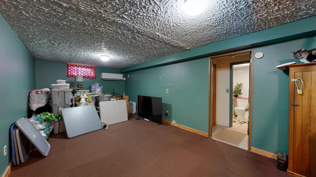 11 Highland Heights Winthrop ME 04364