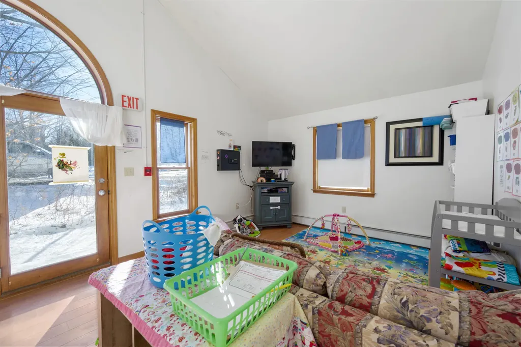 913 Essex Street Bangor ME 04401