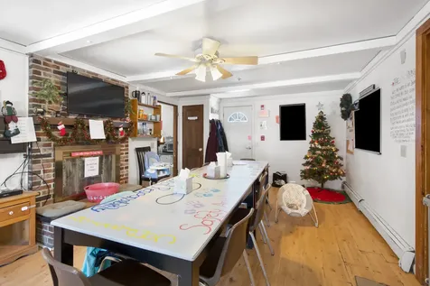913 Essex Street Bangor ME 04401