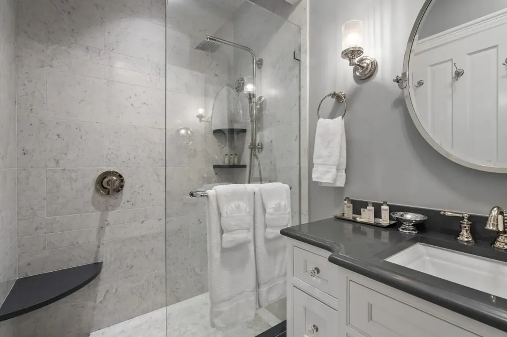 63 Townsend Avenue Boothbay Harbor ME 04538