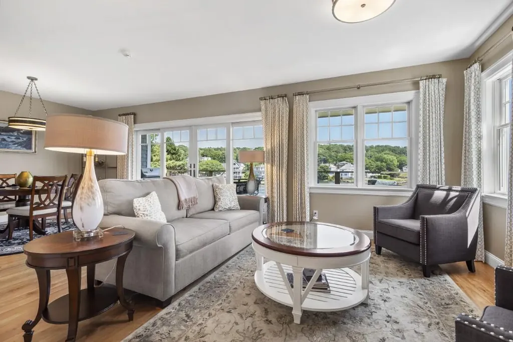 63 Townsend Avenue Boothbay Harbor ME 04538