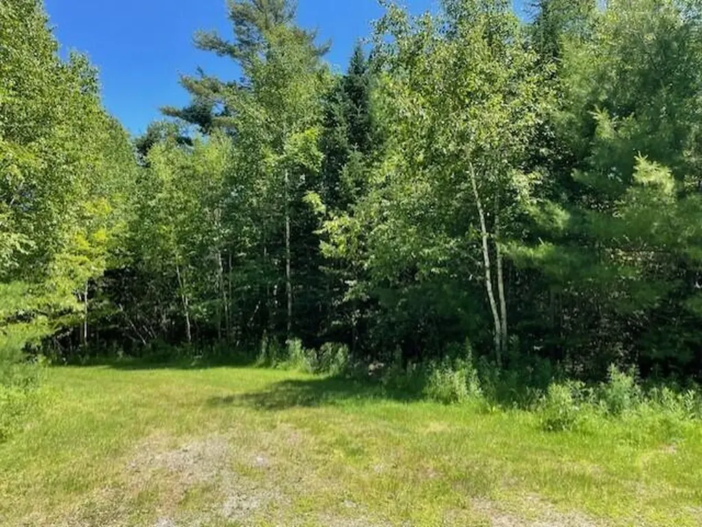 19 Tamarack Lane Cushing ME 04563