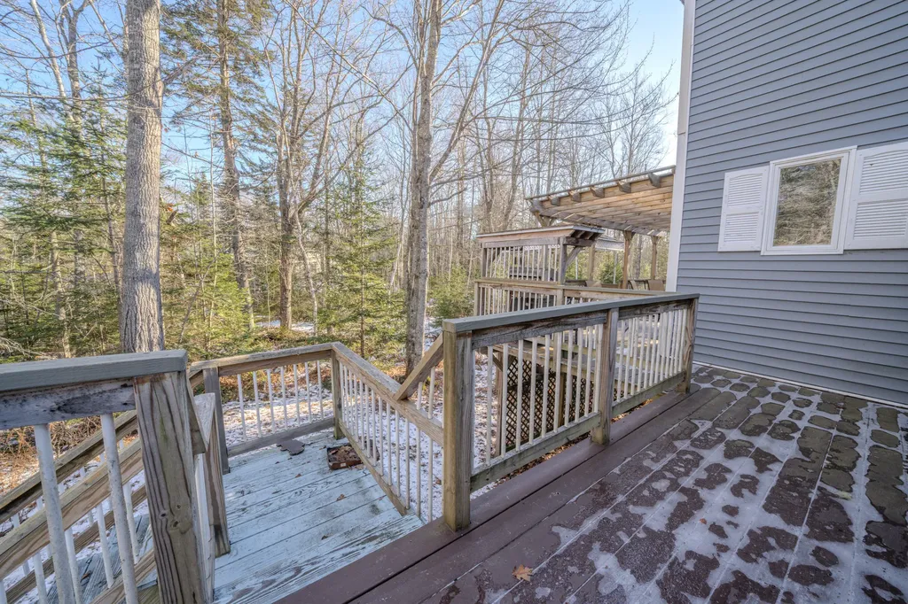 12 Country Lane South Thomaston ME 04858