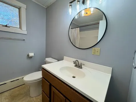 31 Edwards Street Lincoln ME 04457