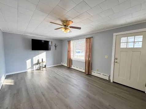 31 Edwards Street Lincoln ME 04457