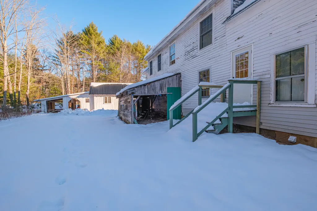 15 Rocky Knoll Road Denmark ME 04022