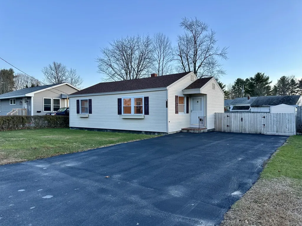 212 New Gorham Road Westbrook ME 04092