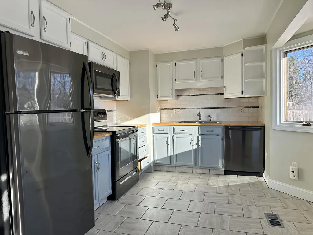 212 New Gorham Road Westbrook ME 04092