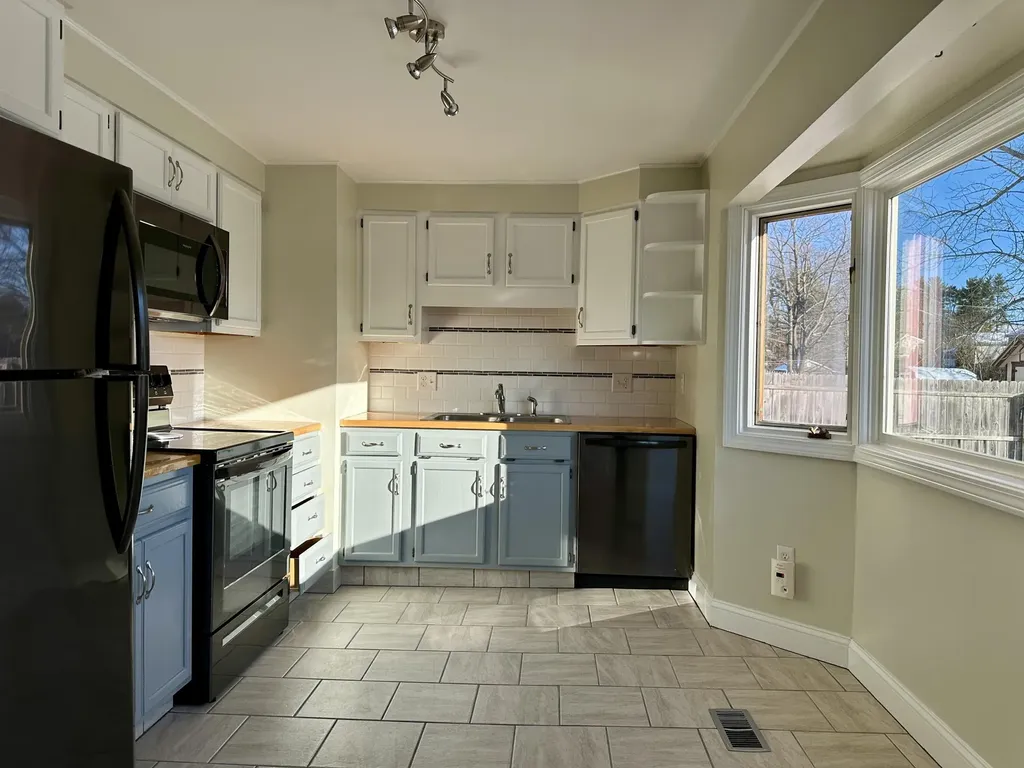 212 New Gorham Road Westbrook ME 04092